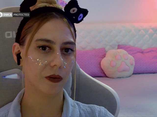 -Light-Fury- live cam on BongaCams