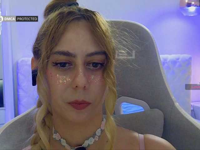-Light-Fury- live cam on BongaCams