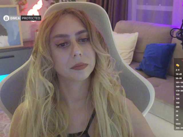 -Light-Fury- live cam on BongaCams