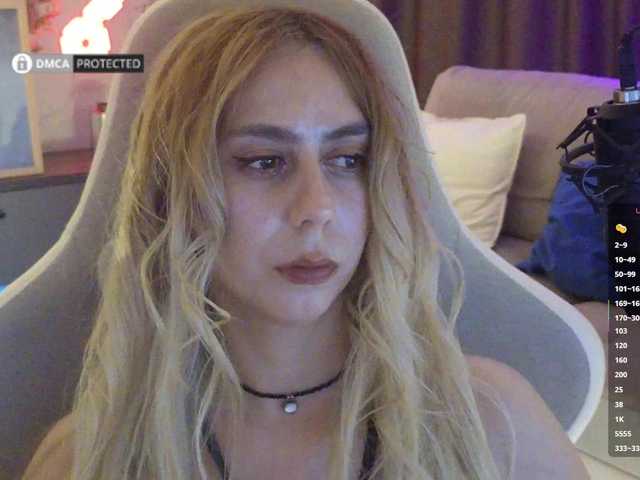 -Light-Fury- live cam on BongaCams