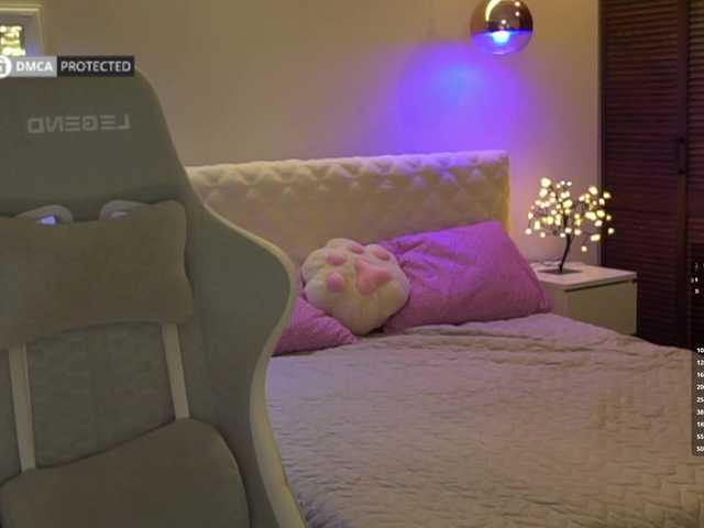 -Light-Fury- live cam on BongaCams