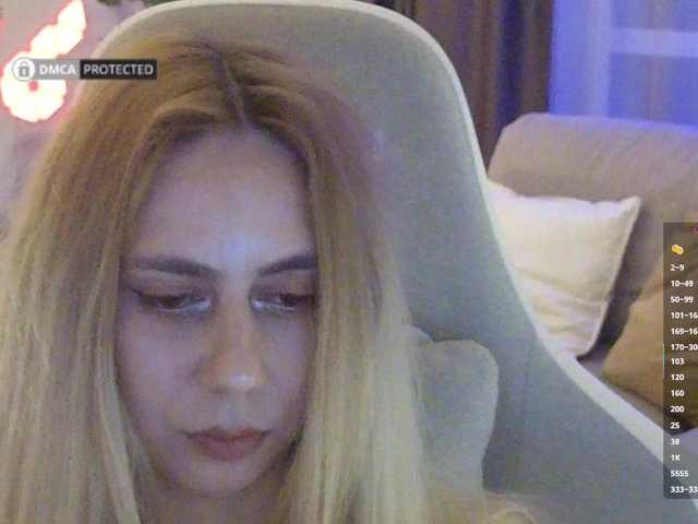-Light-Fury- live cam on BongaCams