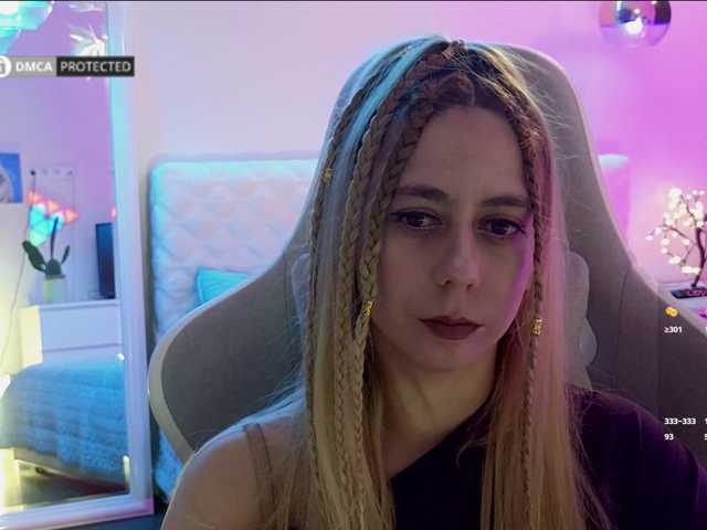 -Light-Fury- live cam on BongaCams