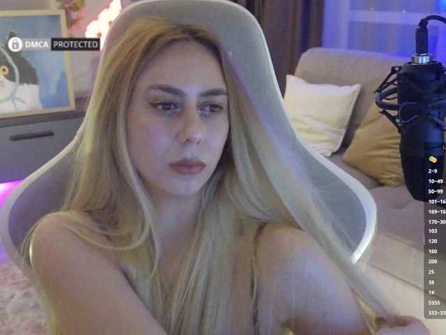 -Light-Fury- live cam on BongaCams