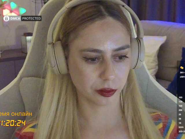 -Light-Fury- live cam on BongaCams