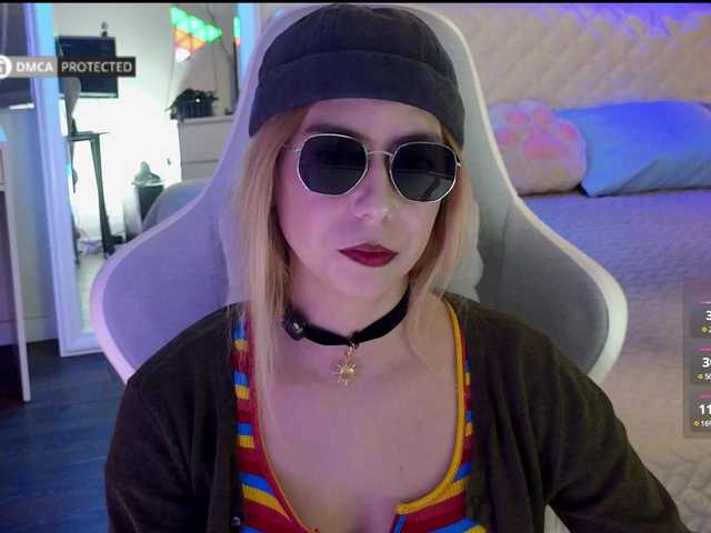-Light-Fury- live cam on BongaCams