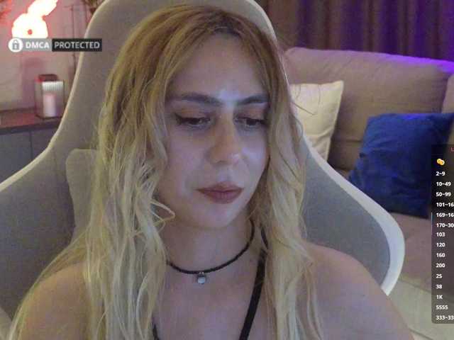 -Light-Fury- live cam on BongaCams
