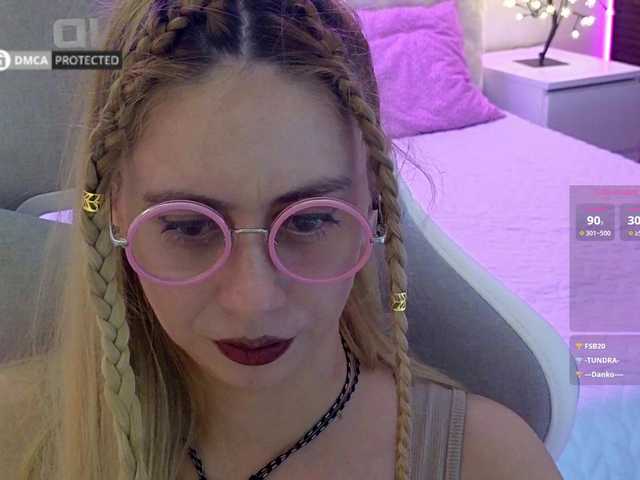 -Light-Fury- live cam on BongaCams