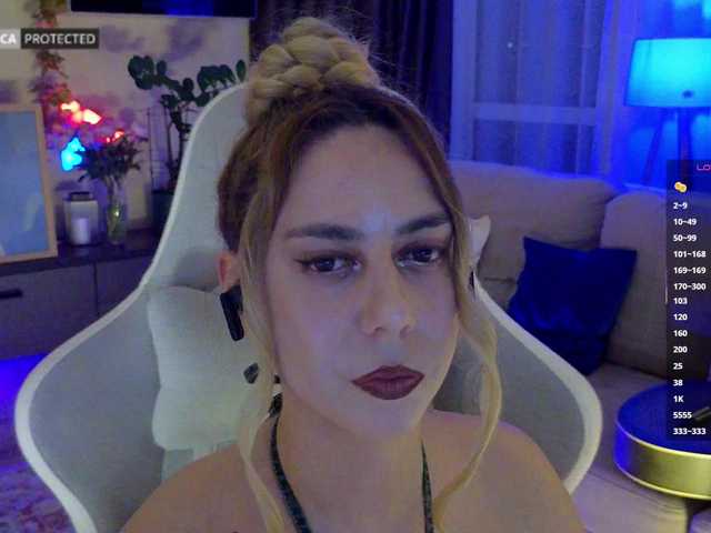 -Light-Fury- live cam on BongaCams