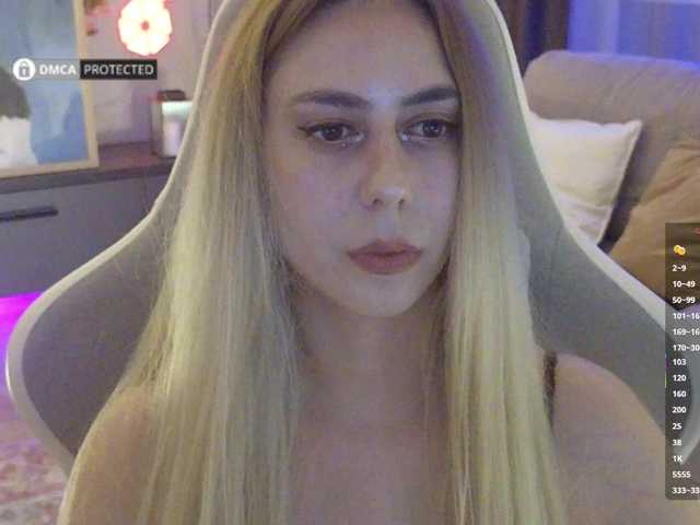 -light-fury- live sex show