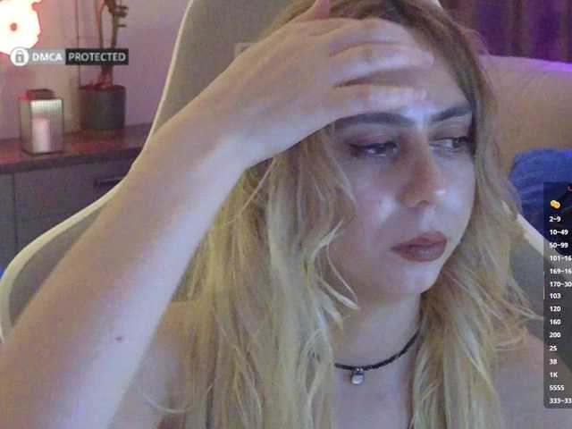 -Light-Fury- live cam on BongaCams