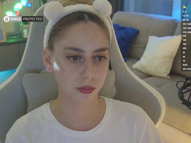 -Light-Fury- live cam on BongaCams