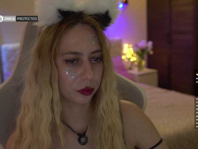-Light-Fury- live cam on BongaCams