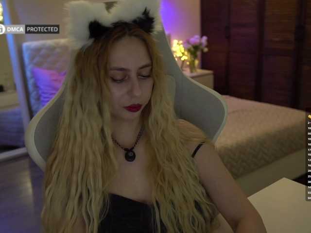 -Light-Fury- live cam on BongaCams