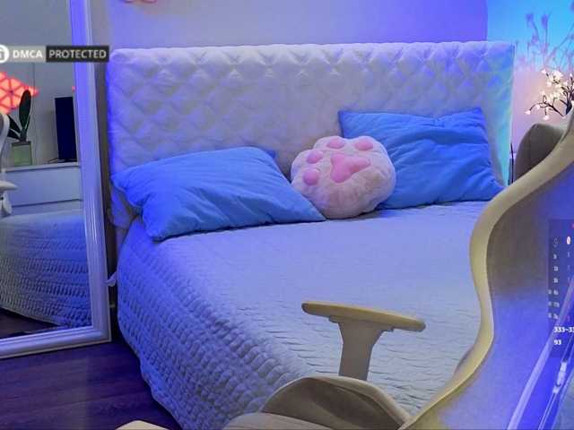 -Light-Fury- live cam on BongaCams