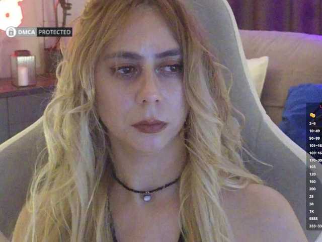 -Light-Fury- live cam on BongaCams