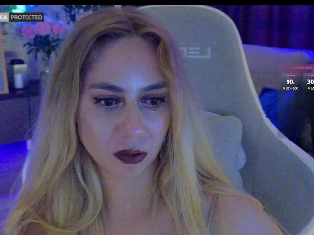 -Light-Fury- live cam on BongaCams