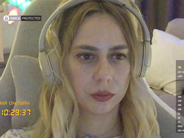 -Light-Fury- live cam on BongaCams