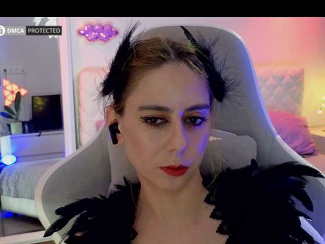 capuchina_v_taverne live cam on BongaCams