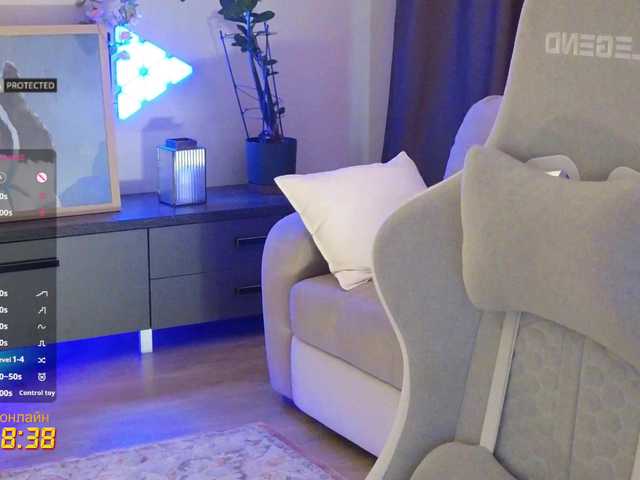 -Light-Fury-'s BongaCams show and profile