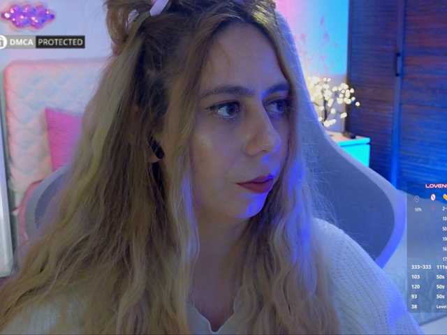-Light-Fury- live cam on BongaCams
