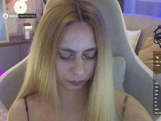 -Light-Fury- live cam on BongaCams