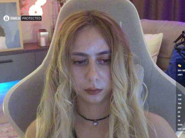 -Light-Fury- live cam on BongaCams