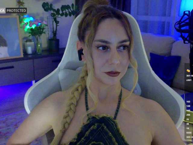 -Light-Fury- live cam on BongaCams