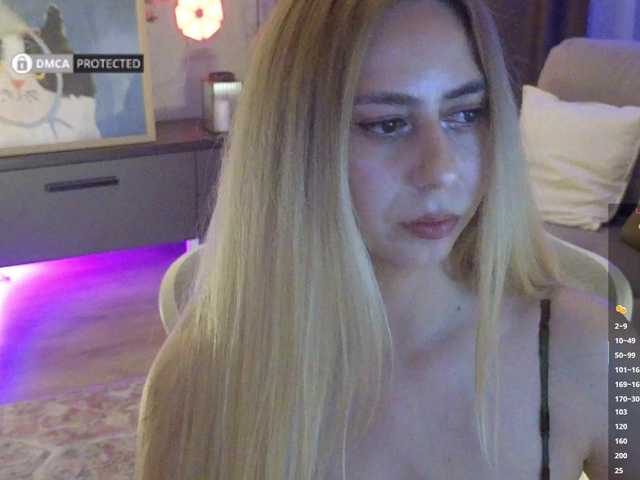 -light-fury- live sex show