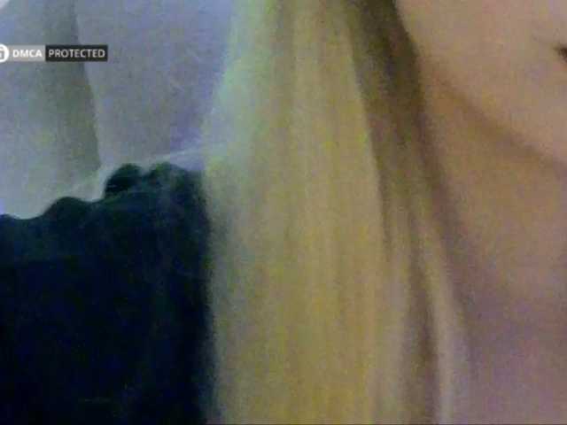 -Light-Fury- live cam on BongaCams
