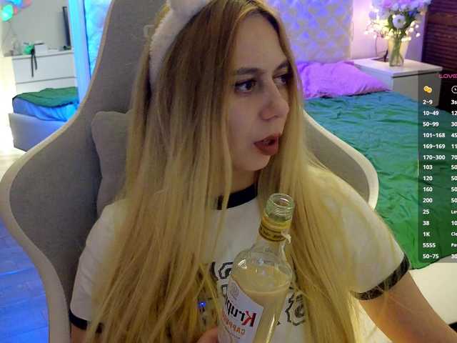 -Light-Fury- live cam on BongaCams