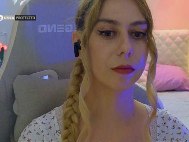 -Light-Fury- live cam on BongaCams