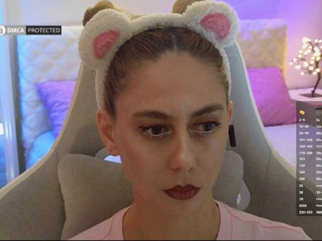 -Light-Fury- live cam on BongaCams