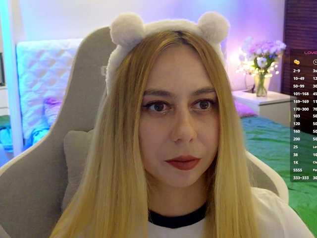 -Light-Fury- live cam