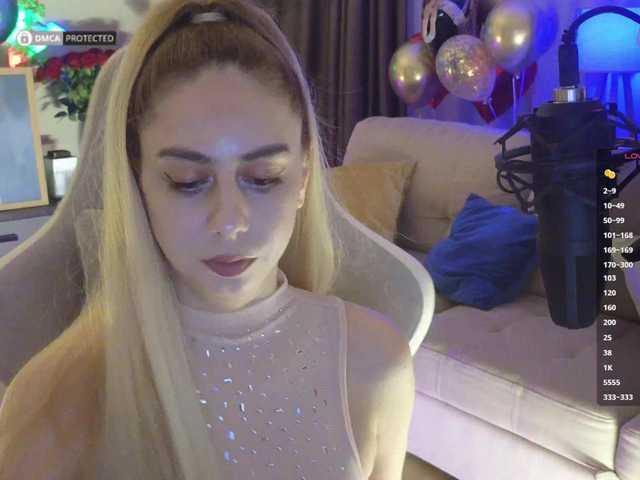 -Light-Fury- live cam on BongaCams