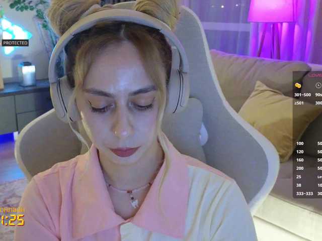 -Light-Fury-'s BongaCams show and profile