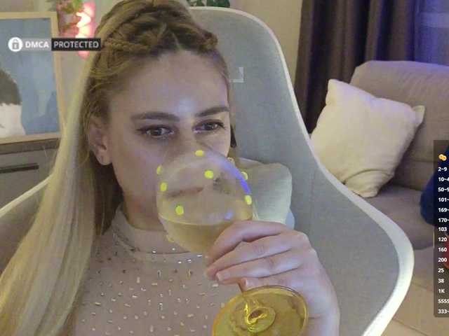 -Light-Fury- live webcam show