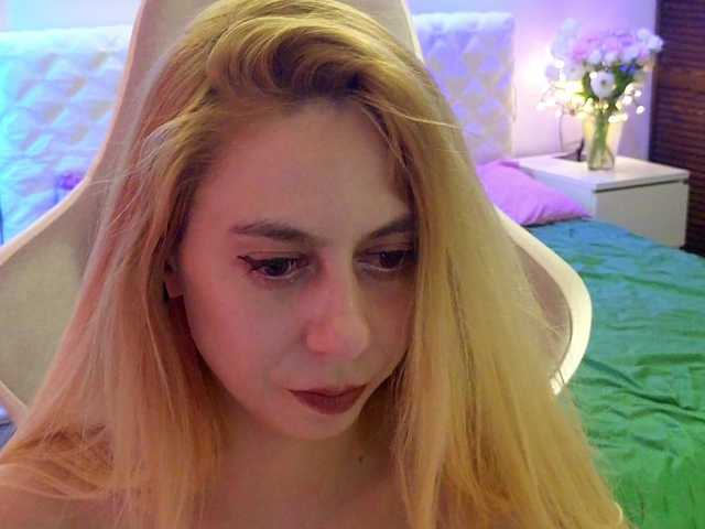 -Light-Fury- live cam on BongaCams