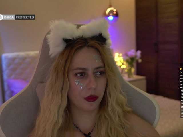 -Light-Fury- live cam on BongaCams