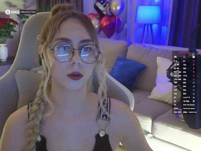 -light-fury- live sex show
