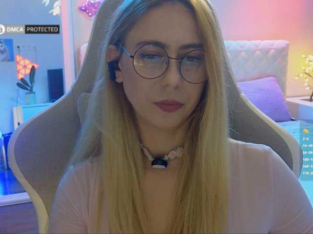 -Light-Fury-, en vivo ahora en BongaCams