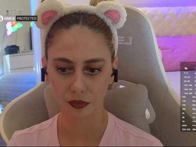 -Light-Fury- live cam on BongaCams