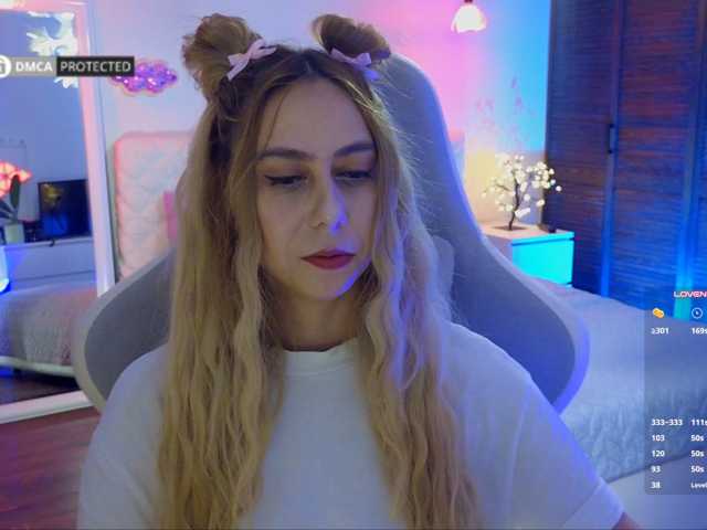 -Light-Fury- live cam on BongaCams
