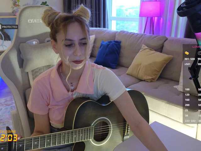 -Light-Fury-'s BongaCams show and profile