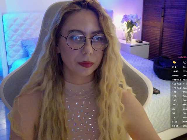 -Light-Fury- live cam