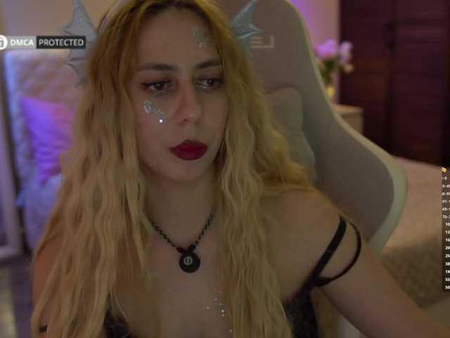 -Light-Fury- live cam on BongaCams
