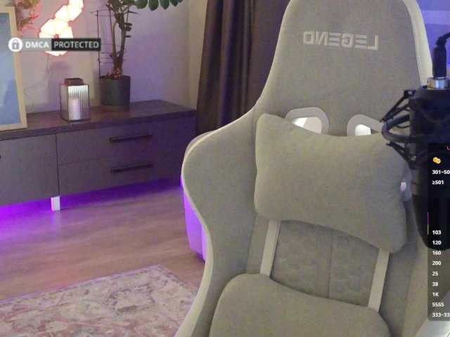 -Light-Fury- live cam on BongaCams