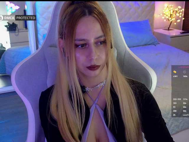 -Light-Fury- live cam on BongaCams
