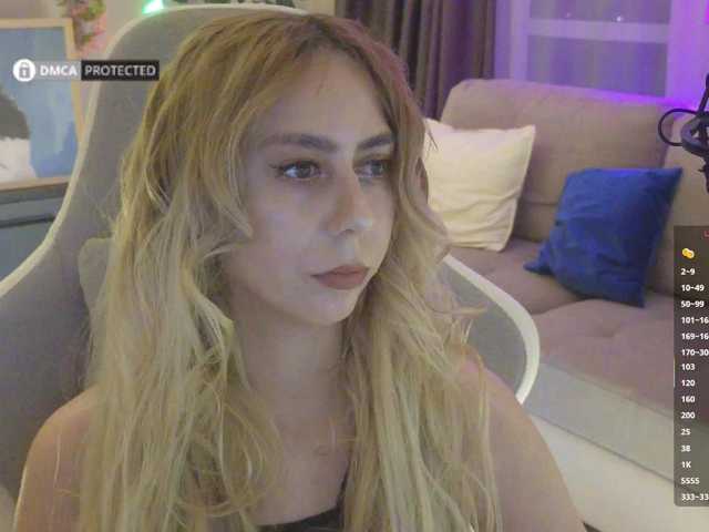 -Light-Fury- live cam on BongaCams