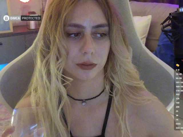 -Light-Fury- live cam on BongaCams